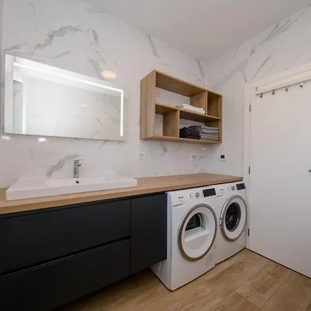 Apartment Luxurious Sea View Suite-apartments Torlak Rab Banjol