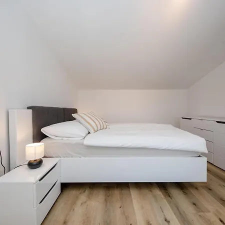 Apartment Luxurious Sea View Suite-apartments Torlak Rab